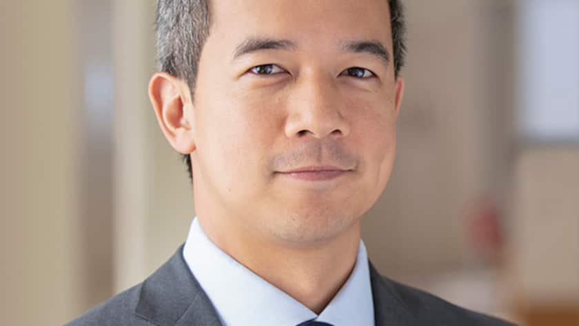 Neue Dimensionen der Halbleiter-und KI-Innovationen Timur Sugito ist Aktienanalyst bei Capital Group und verantwortlich für asiatische Halbleiterunternehmen, Videospiele und Medienfirmen sowie Branchengeneralist für kleine und mittelgroße Unternehmen.