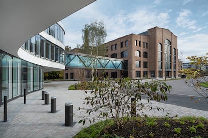 Citigroup zieht bei einem SMI-Schlusslicht die Reissleine Campus von Partners Group in Baar ZG.