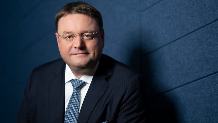 Stefan Paul ist Chief Executive Officer von Kuehne + Nagel seit August 2022.