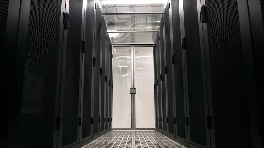 Die Schweizer und europäischen Profiteure des US-Importverbots von chinesischer Hyperscaler-Technik Blick in ein Rechencenter.