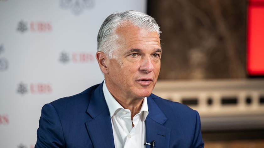 UBS-Chef Ermotti warnt erneut vor zu strengen Kapitalvorschriften UBS-Chef Sergio Ermotti während eines Interviews Ende April 2025.
