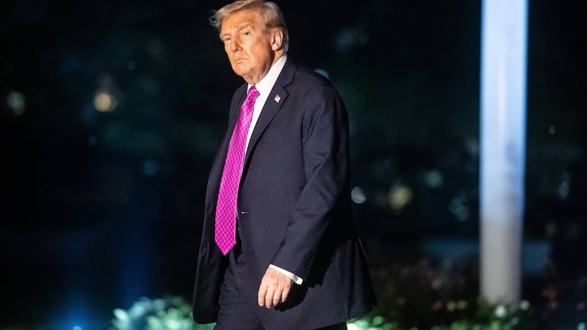 Donald Trumps «kleiner Ausflug» im Iran wird zum Zermürbungskrieg US-Präsident Donald Trump bei der Ankunft auf dem South Lawn des Weissen Hauses in Washington DC, USA ( 14. September 2025).