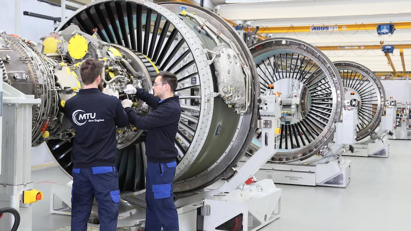 Auf diese zyklischen Aktien und Sektoren setzt der Vermögensverwalter Bantleon Triebwerksmontagesystem von MTU Aero Engines (2026).